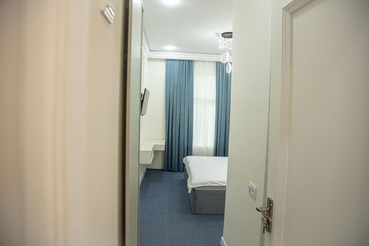 Lev Tolstoy Hotel Szamarkand Kültér fotó