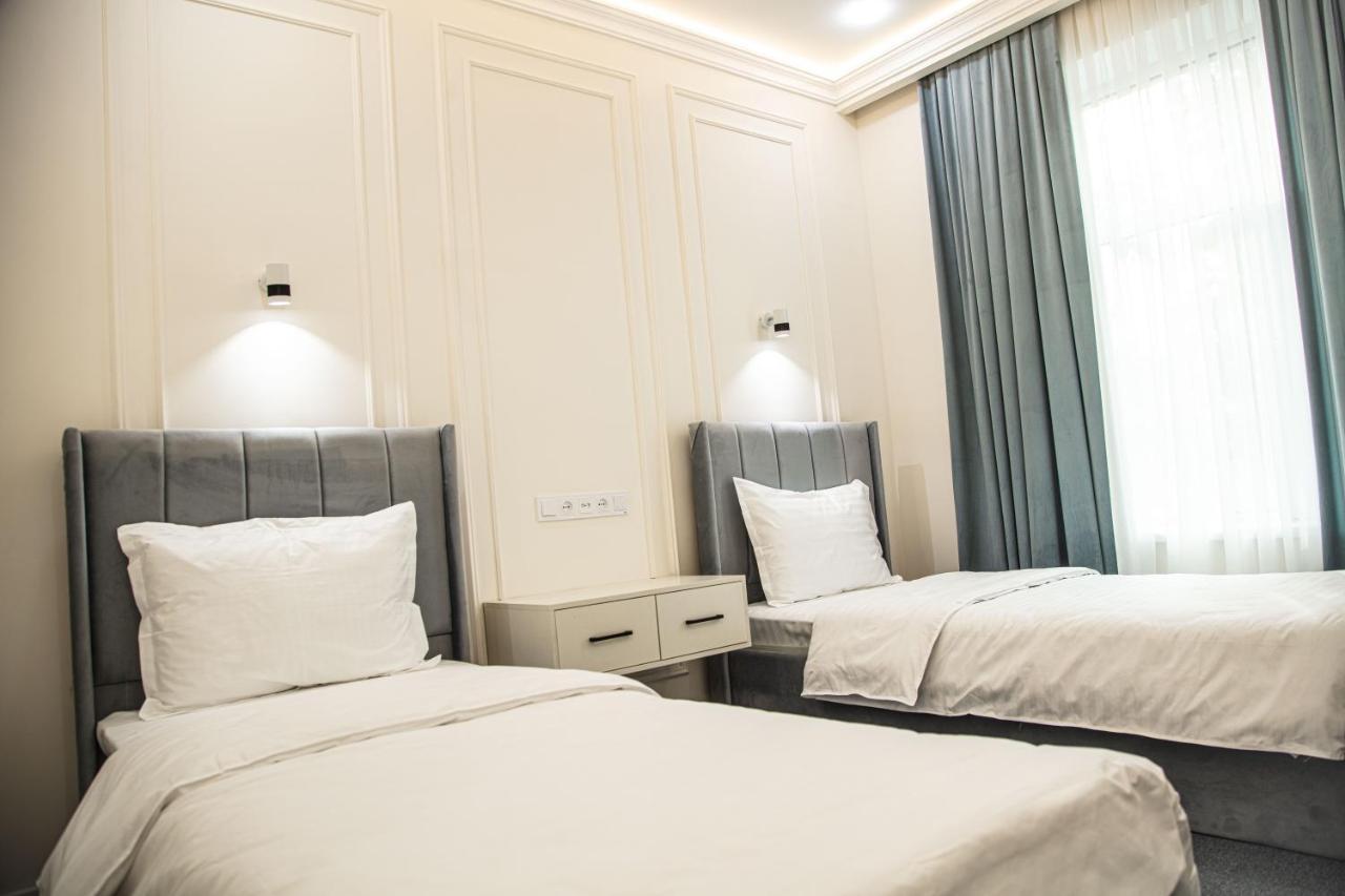Lev Tolstoy Hotel Szamarkand Kültér fotó