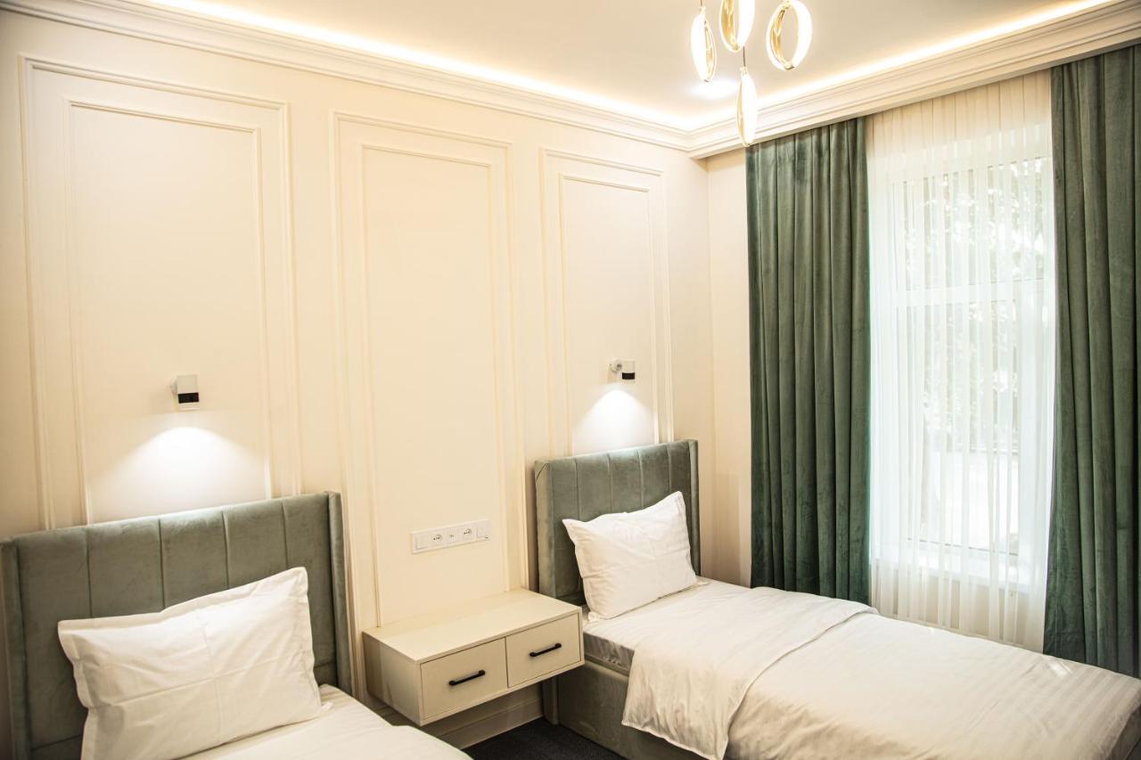 Lev Tolstoy Hotel Szamarkand Kültér fotó