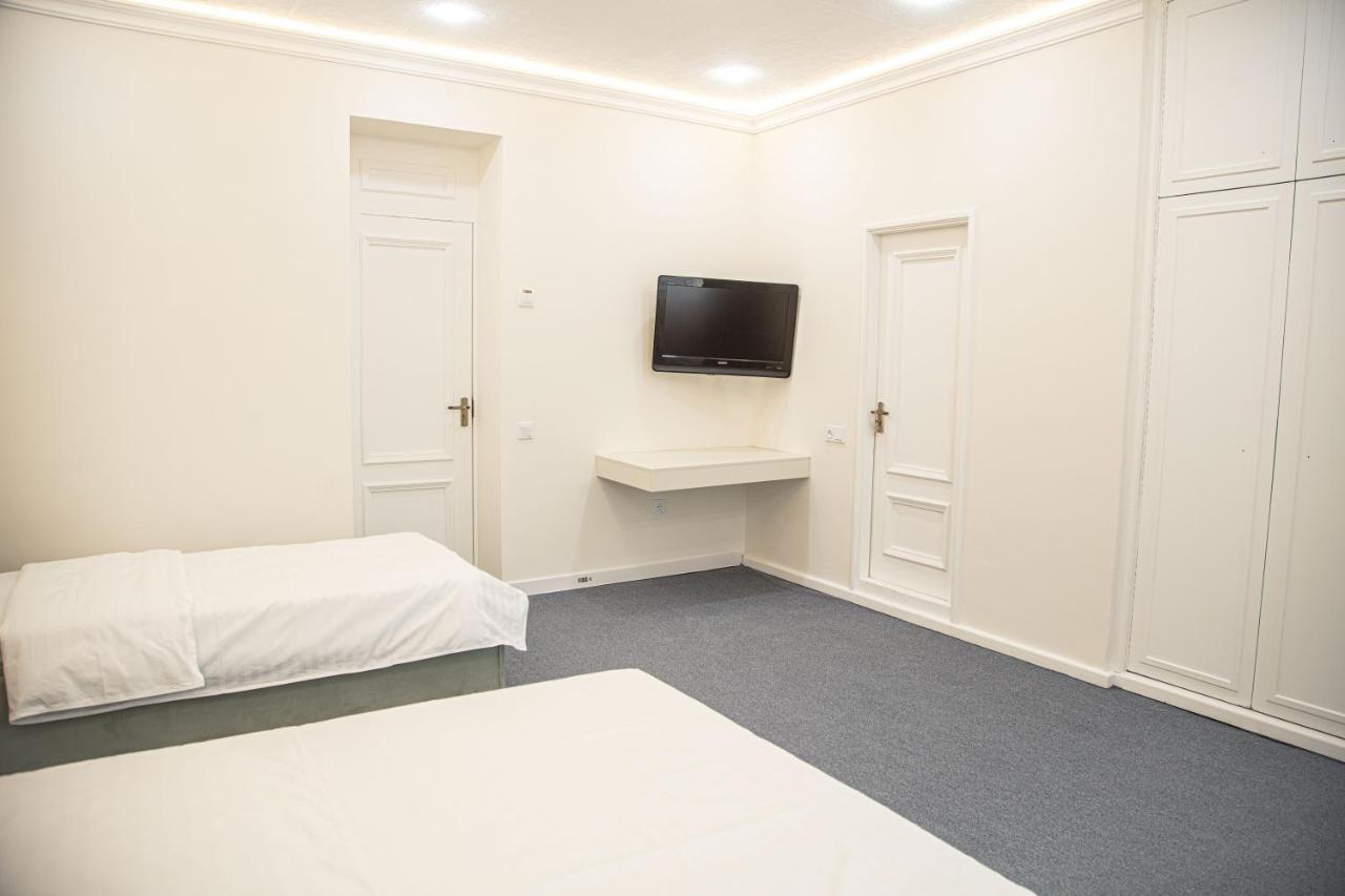 Lev Tolstoy Hotel Szamarkand Kültér fotó