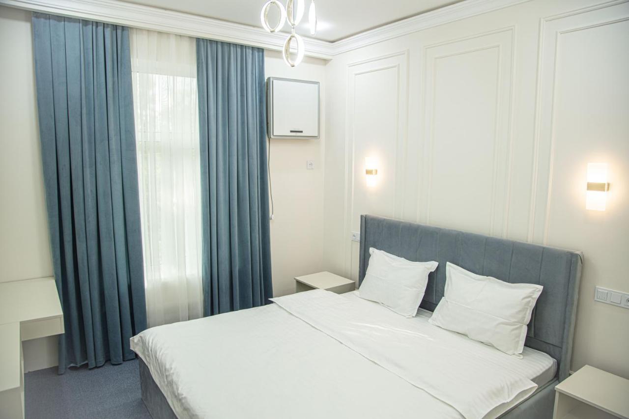 Lev Tolstoy Hotel Szamarkand Kültér fotó
